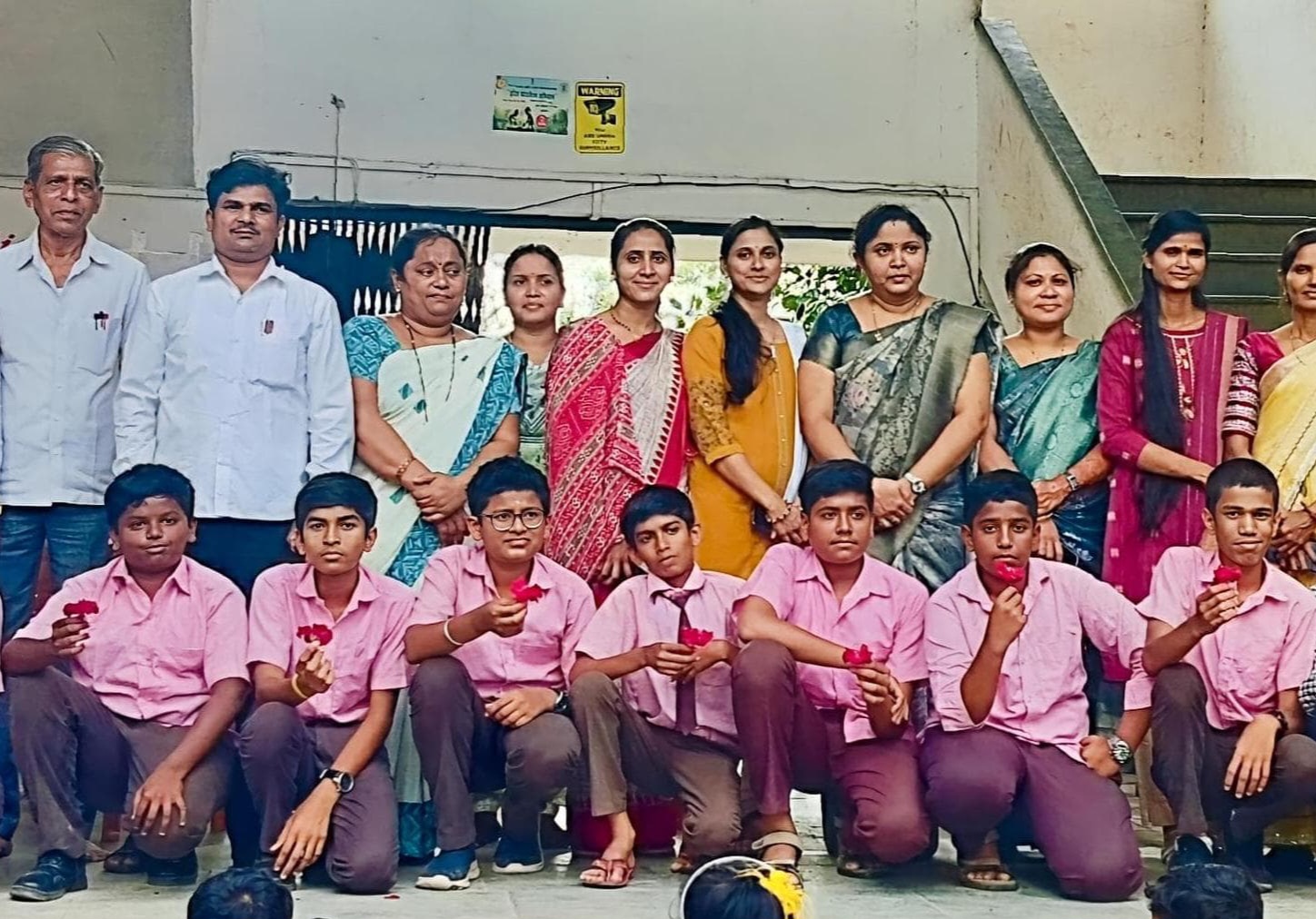 तालुकास्तरीय क्रिकेट स्पर्धेत प्रतिभा निकेतन इंग्लिश स्कूलचा संघ प्रथम